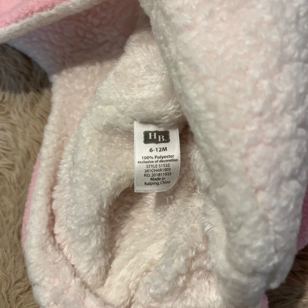 🔆 Bundle items 6 for $30 HB Baby Girl Matching Hat And Mittens